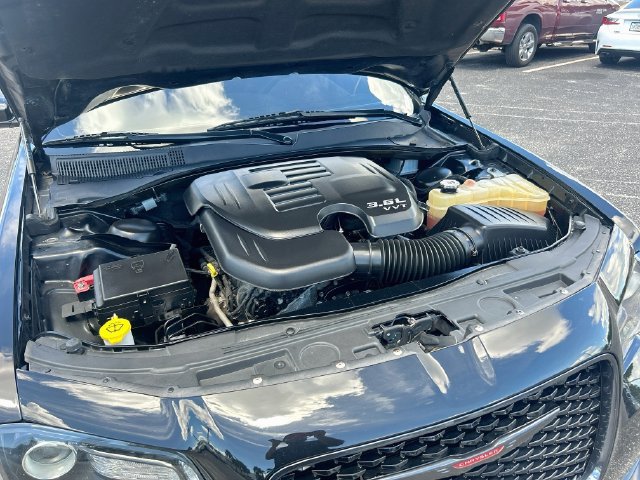 Used 2022 Chrysler 300 S RWD image 30