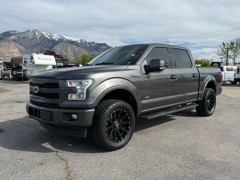 Used 2017 Ford F150 Lariat w/ Equipment Group 502A Luxury AWD/4WD image 2