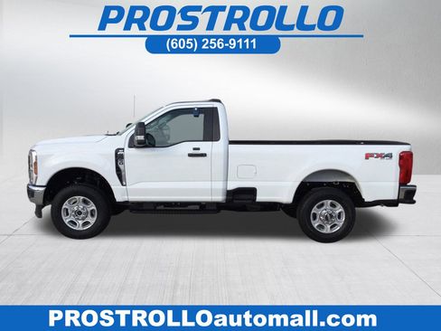New 2026 Ford F350 XLT image 1