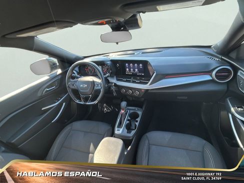 Certified 2024 Chevrolet Trax RS w/ Driver Confidence Package image 28