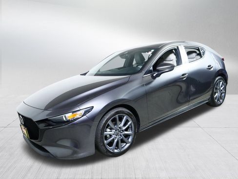 Used 2020 MAZDA MAZDA3 Hatchback FWD image 3