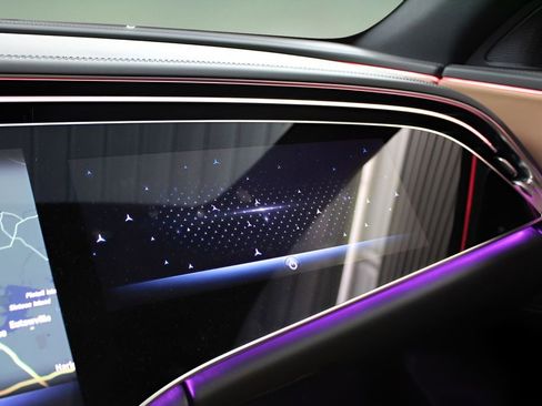 Used 2025 Mercedes-Benz E 450 4MATIC Sedan image 34