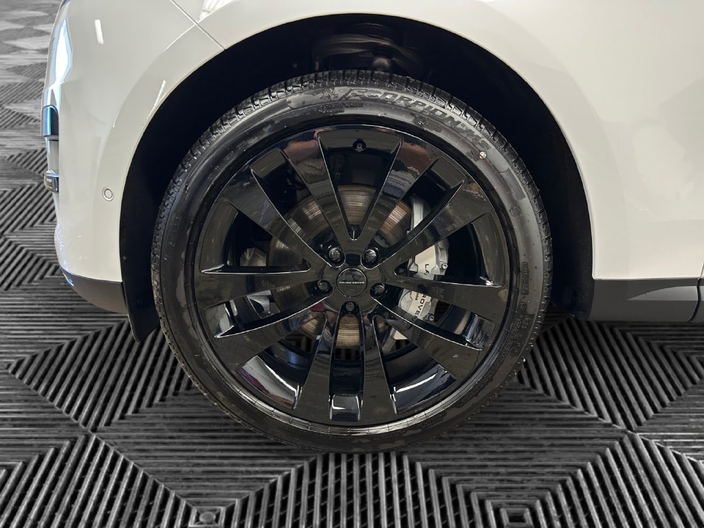 New 2026 Land Rover Range Rover Sport SE AWD/4WD image 14