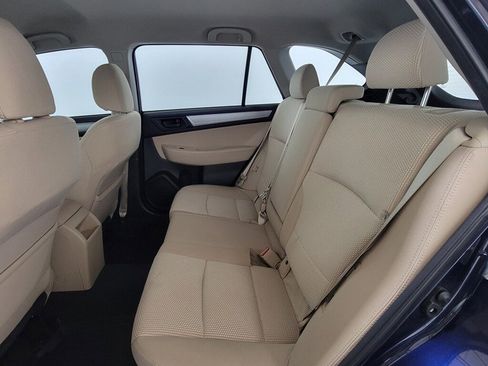 Used 2018 Subaru Outback 2.5i image 12