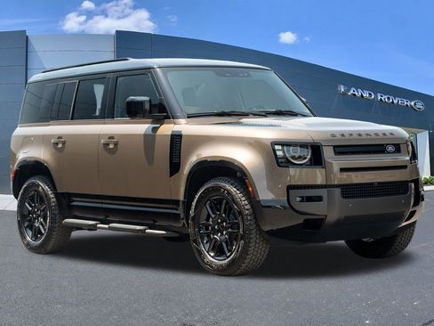 New 2026 Land Rover Defender 110 X-Dynamic SE AWD/4WD image 3