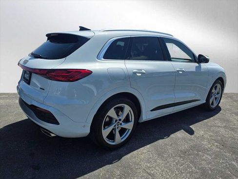 Used 2025 Audi Q5 Prestige AWD/4WD image 3
