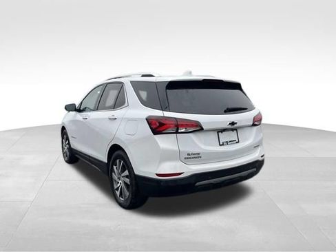 Used 2023 Chevrolet Equinox Premier FWD image 3