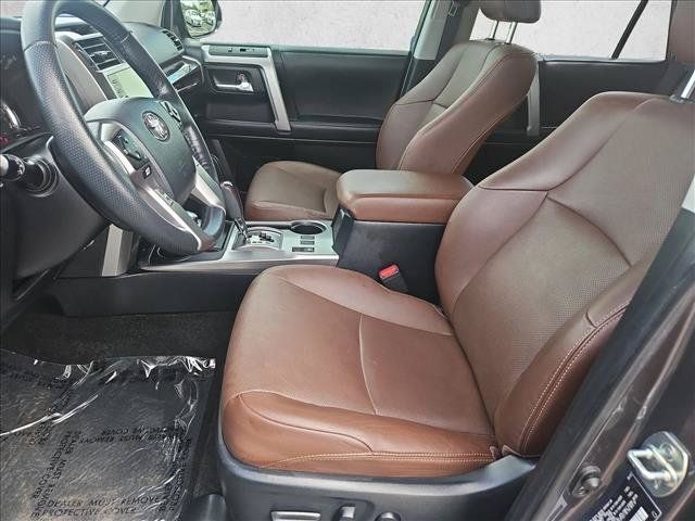 Used 2023 Toyota 4Runner Limited AWD/4WD image 17