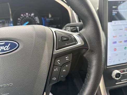 Used 2024 Ford Edge SEL image 16