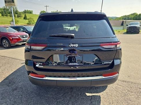 New 2025 Jeep Grand Cherokee Laredo X w/ Luxury Tech Group I image 5