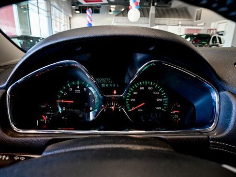 Used 2017 Chevrolet Traverse LT image 29