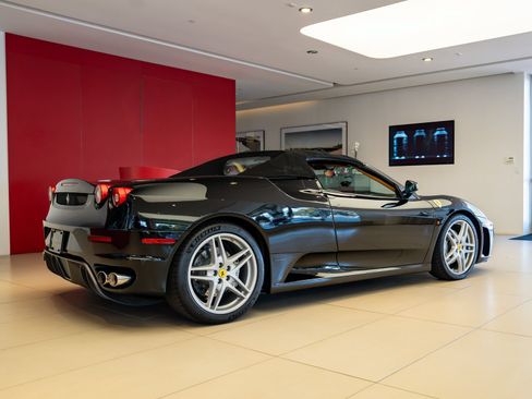Used 2005 Ferrari F430 Spider RWD image 30