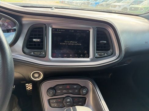 Used 2023 Dodge Challenger GT w/ Plus Package image 12