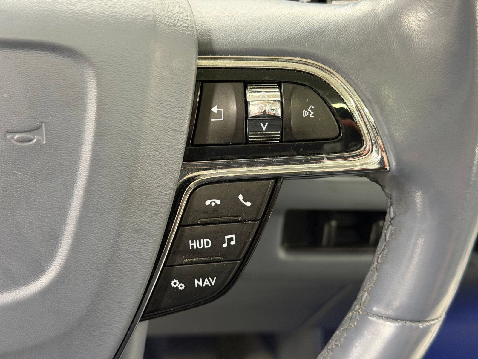 Used 2020 Lincoln Navigator L Black Label AWD/4WD image 14
