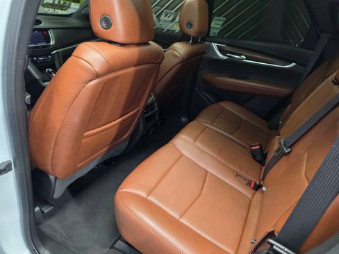 Used 2020 Cadillac XT5 Premium Luxury FWD image 29