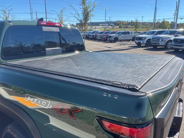 Used 2025 Nissan Frontier 4x4 Crew Cab image 10