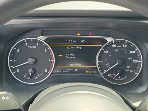 Used 2024 Nissan Rogue S FWD image 24