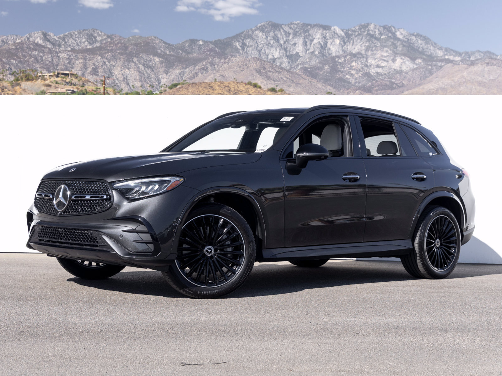 Certified 2026 Mercedes-Benz GLC 300 image 1