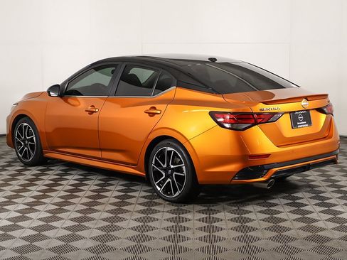Used 2024 Nissan Sentra SR image 8