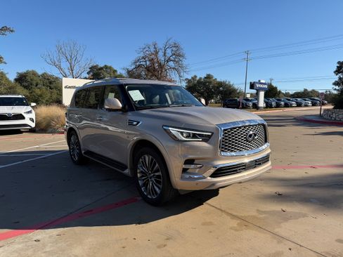 Used 2019 INFINITI QX80 Luxe w/ 22" Wheel Package image 7