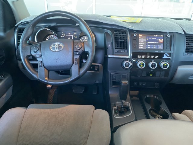 Used 2020 Toyota Sequoia SR5 w/ Carpet Mat Package (TMS) RWD image 15