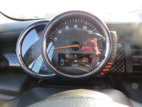 Used 2016 MINI Cooper S image 12