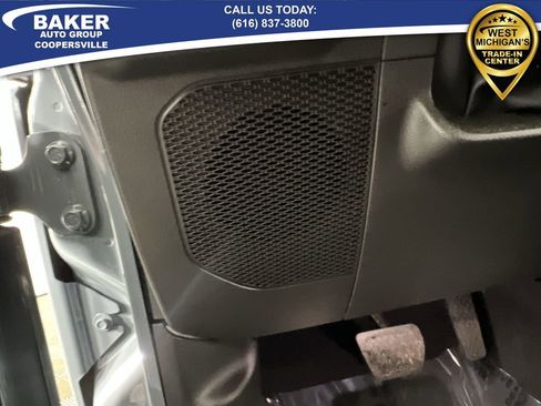 Used 2025 Jeep Wrangler Unlimited Rubicon image 24