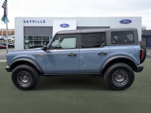 Used 2025 Ford Bronco Badlands AWD/4WD image 2