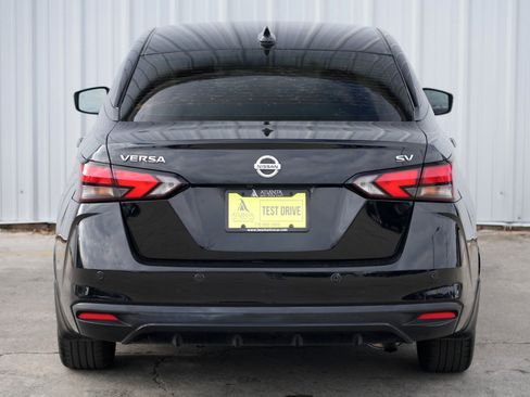 Used 2021 Nissan Versa SV image 42
