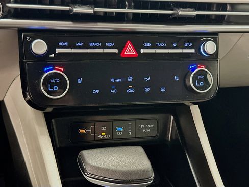 Used 2025 Hyundai Tucson SEL AWD/4WD image 23