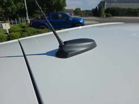 Used 2025 Buick Encore GX Preferred FWD image 12