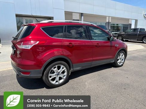 Used 2016 Ford Escape Titanium AWD/4WD image 4