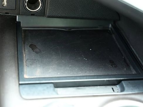 Used 2024 Toyota Camry SE image 29