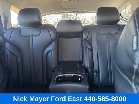 Used 2025 Genesis GV80 2.5T Standard image 14