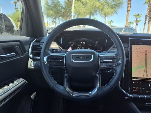 Used 2026 GMC Acadia Denali FWD image 19