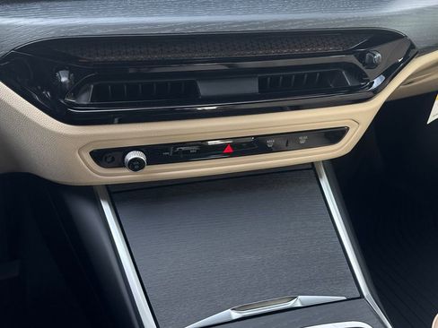 New 2026 BMW 330i Sedan w/ Parking Assistance Package image 22