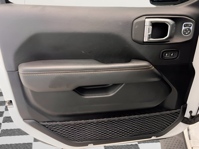 Used 2021 Jeep Wrangler Unlimited Sahara AWD/4WD image 14