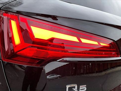 Used 2025 Audi Q5 2.0T Premium w/ Convenience Plus Package image 23