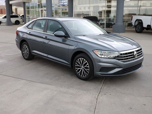 Used 2021 Volkswagen Jetta S image 8