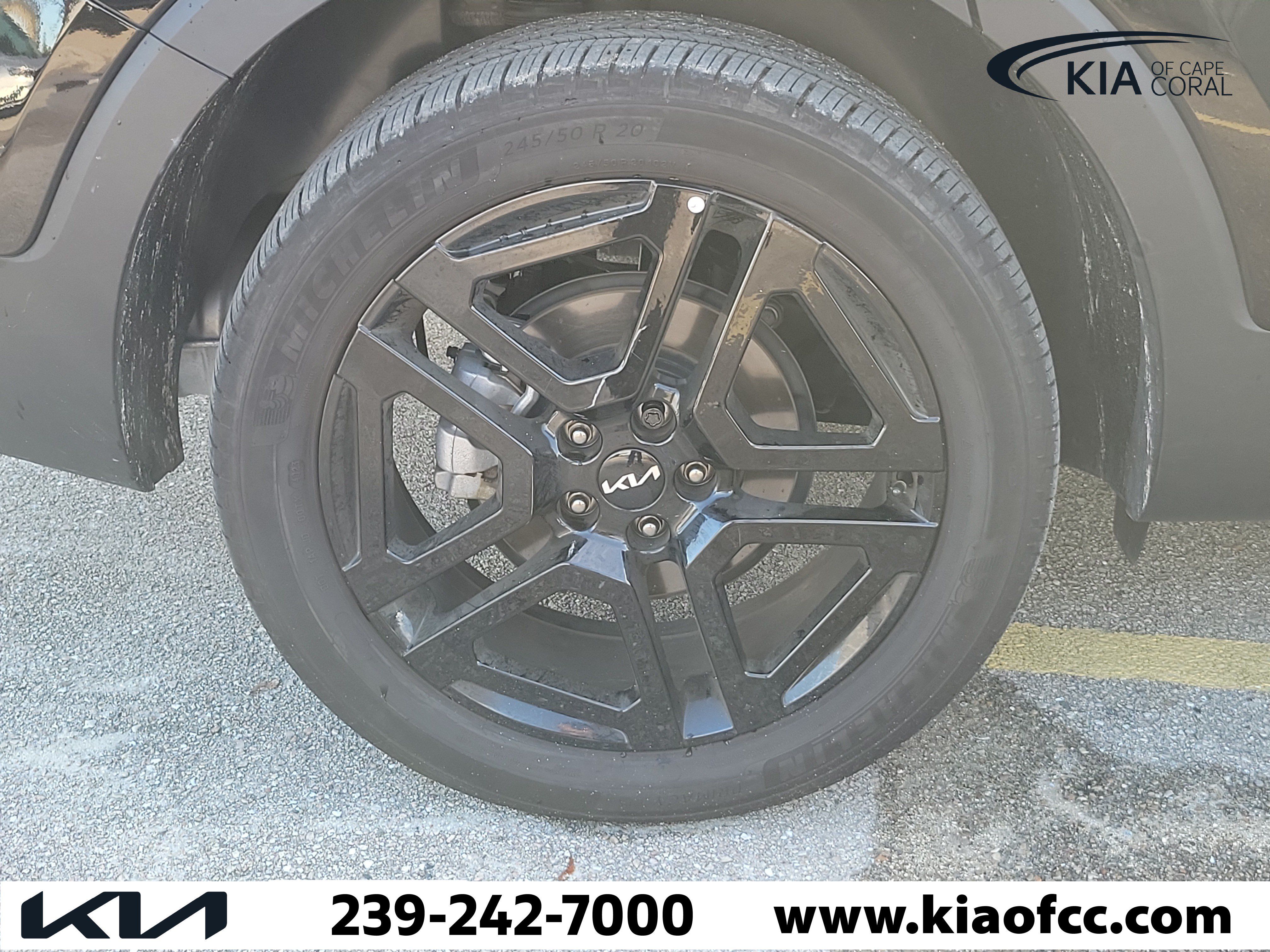 Certified 2024 Kia Telluride EX X-Line AWD/4WD image 7