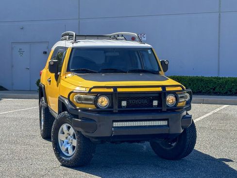 Used 2007 Toyota FJ Cruiser 4WD image 9