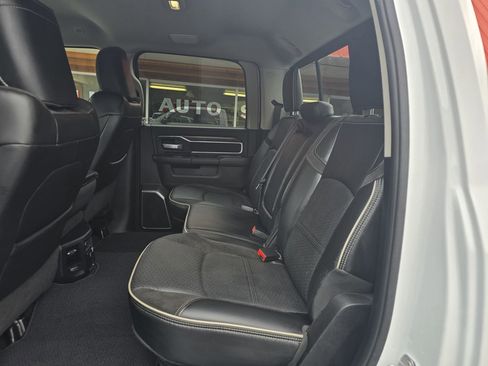 Used 2024 RAM 2500 Laramie AWD/4WD image 10