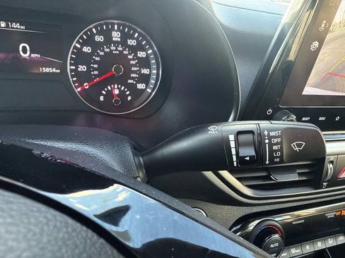 Used 2023 Kia Forte GT-Line image 30