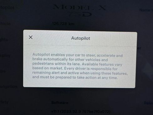 Used 2018 Tesla Model X 75D image 24