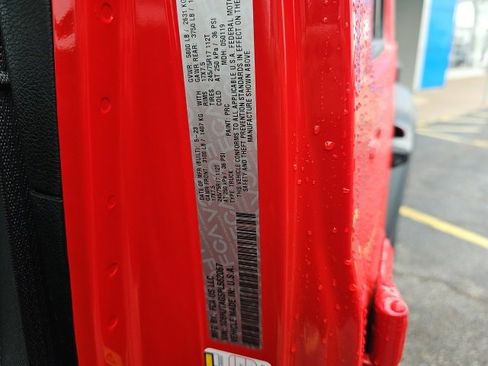 Used 2023 Jeep Gladiator Sport image 25