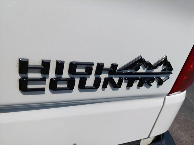 Certified 2023 Chevrolet Traverse LS AWD/4WD image 39