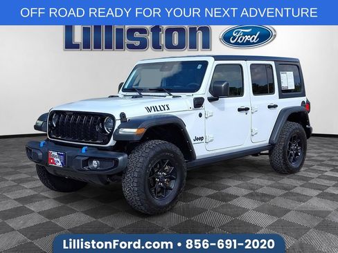 Used 2024 Jeep Wrangler Unlimited AWD/4WD image 1