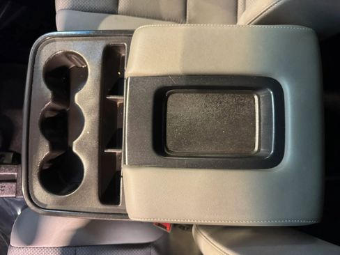 Used 2016 Chevrolet Silverado 1500 Custom image 18