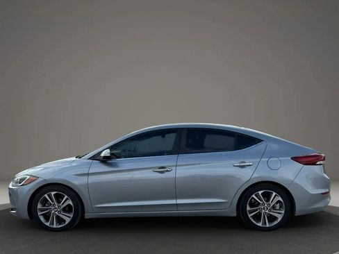 Used 2017 Hyundai Elantra Limited FWD image 7