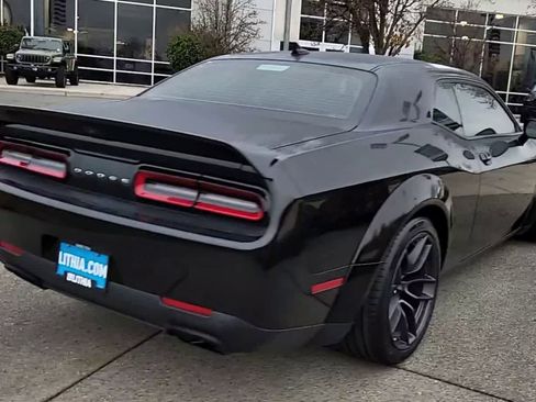 Used 2019 Dodge Challenger SRT Hellcat image 8